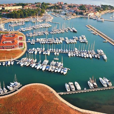 Apartments Nautica II Novigrad  Bilik gambar
