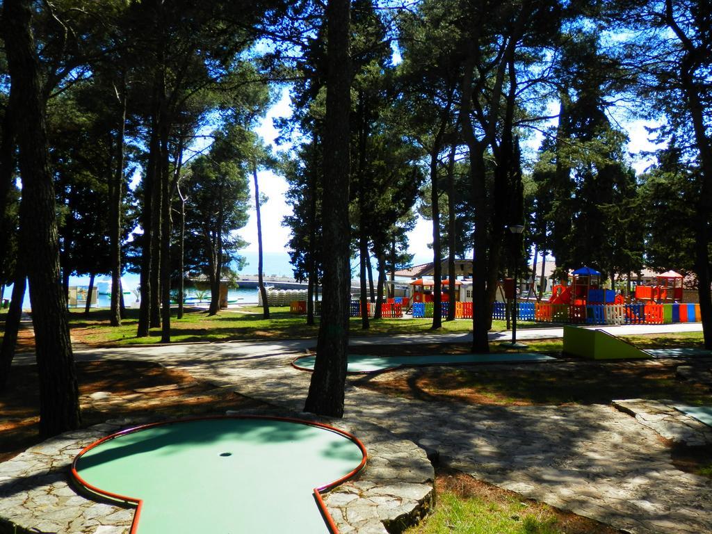 Apartments Nautica II Novigrad  Luaran gambar
